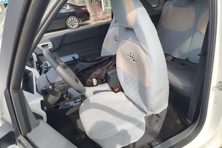 Used Geely Galaxy Panda 2023 Panda Mini 200km Endurance Bear Left Front Seat