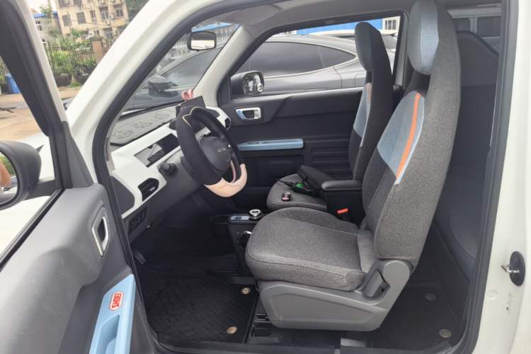 Used Geely Galaxy Panda 2023 Panda Mini 200km Endurance Bear Left Front Seat