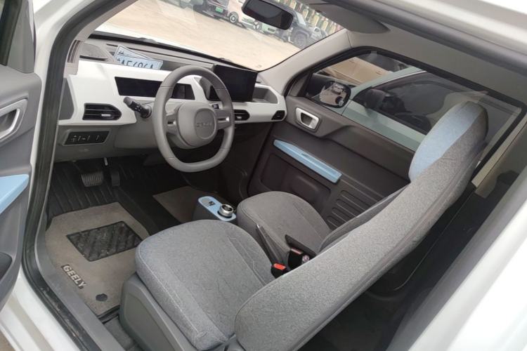 Used Geely Galaxy Panda 2023 Panda Mini 200km Endurance Bear Left Front Seat
