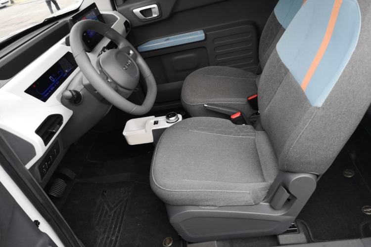 Used Geely Galaxy Panda 2023 Panda Mini 120km Super Cute Bear Left Front Seat