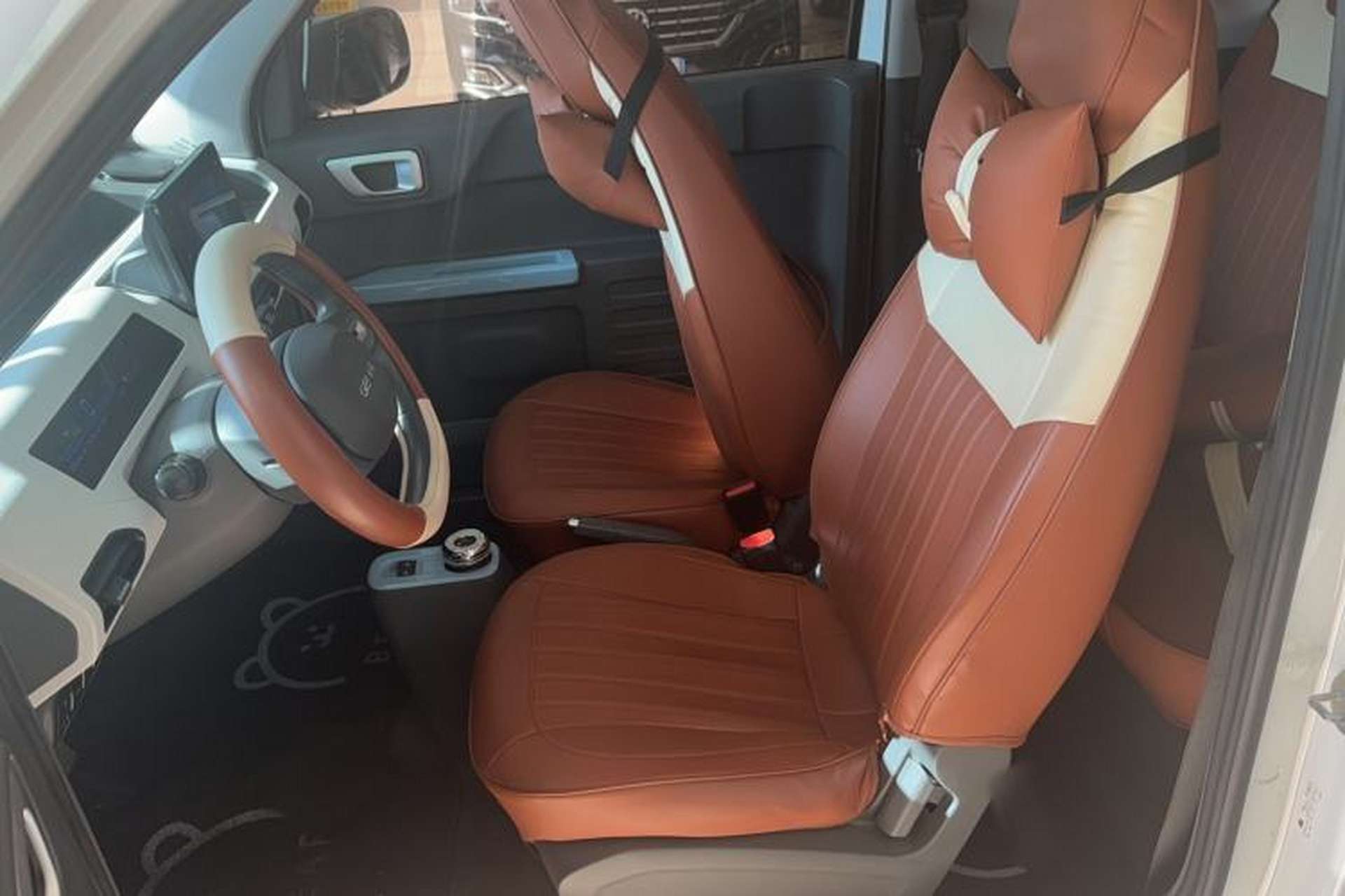 Used Geely Galaxy Panda 2023 Panda Mini 120km Super Cute Bear Left Front Seat