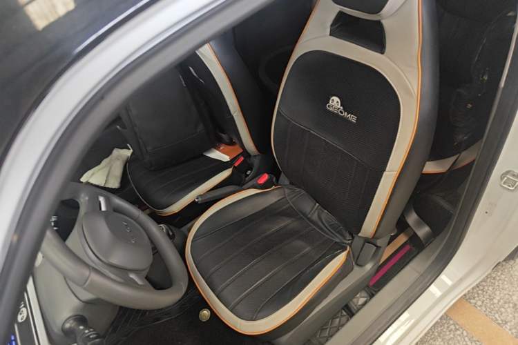 Used Geely Galaxy Panda 2023 Panda Mini 200km Endurance Bear Left Front Seat