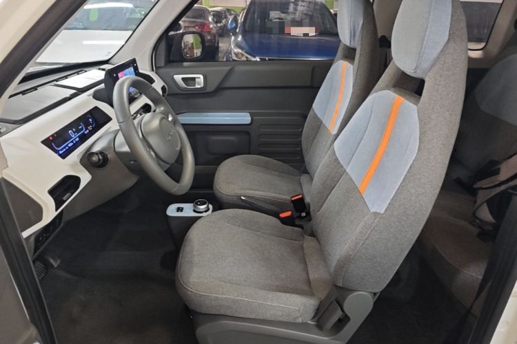 Used Geely Galaxy Panda 2023 Panda Mini 200km Endurance Bear Left Front Seat
