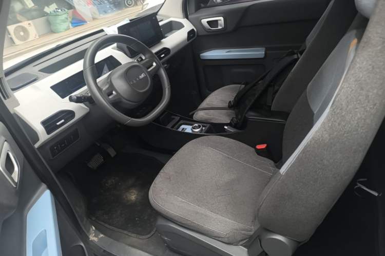 Used Geely Galaxy Panda 2023 Panda Mini 200km Endurance Bear Left Front Seat