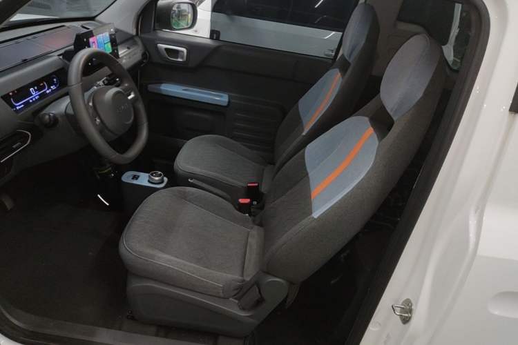 Used Geely Galaxy Panda 2023 Panda Mini 200km Endurance Bear Left Front Seat