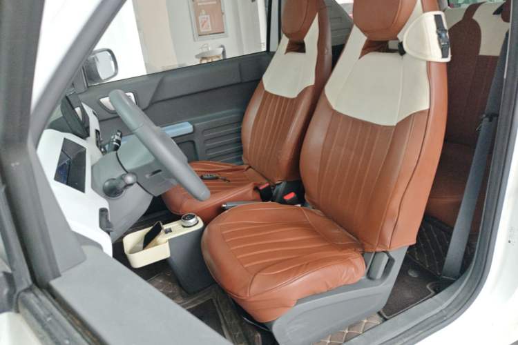 Used Geely Galaxy Panda 2023 Panda Mini 200km Dynamic Bear Left Front Seat
