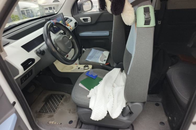 Used Geely Galaxy Panda 2023 Panda Mini 200km Endurance Bear Left Front Seat