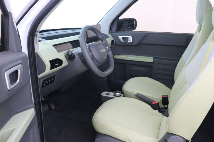 Used Geely Galaxy Panda 2023 Panda Mini New Year Edition Treasure Bear Left Front Seat