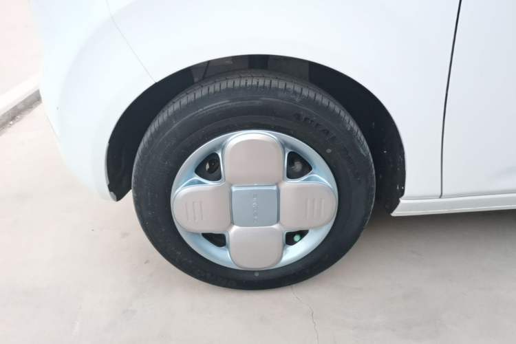 Used Geely Galaxy Panda 2023 Panda Mini 120km Cute Bear Left Front Wheel Hub