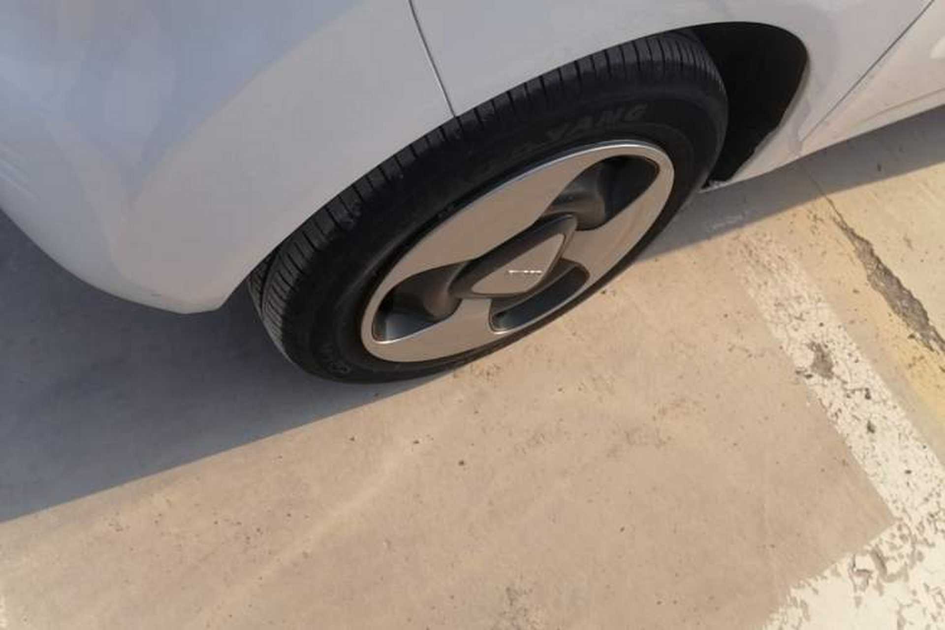 Used Geely Galaxy Panda 2023 Panda Mini 200km Dynamic Bear Left Front Wheel Hub
