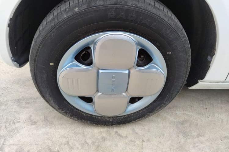 Used Geely Galaxy Panda 2023 Panda Mini 200km Endurance Bear Left Front Wheel Hub