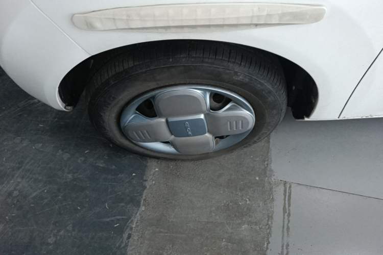 Used Geely Galaxy Panda 2023 Panda Mini 200km Endurance Bear Left Front Wheel Hub