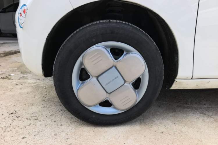 Used Geely Galaxy Panda 2023 Panda Mini 200km Endurance Bear Left Front Wheel Hub
