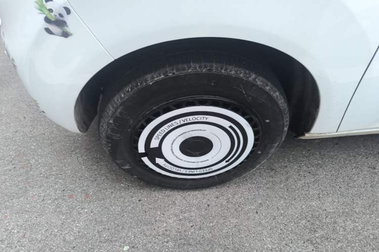 Used Geely Galaxy Panda 2023 Panda Mini 200km Endurance Bear Left Front Wheel Hub