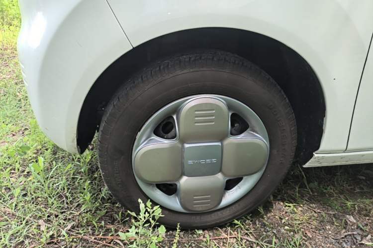 Used Geely Galaxy Panda 2023 Panda Mini 120km Asian Games Edition Left Front Wheel Hub