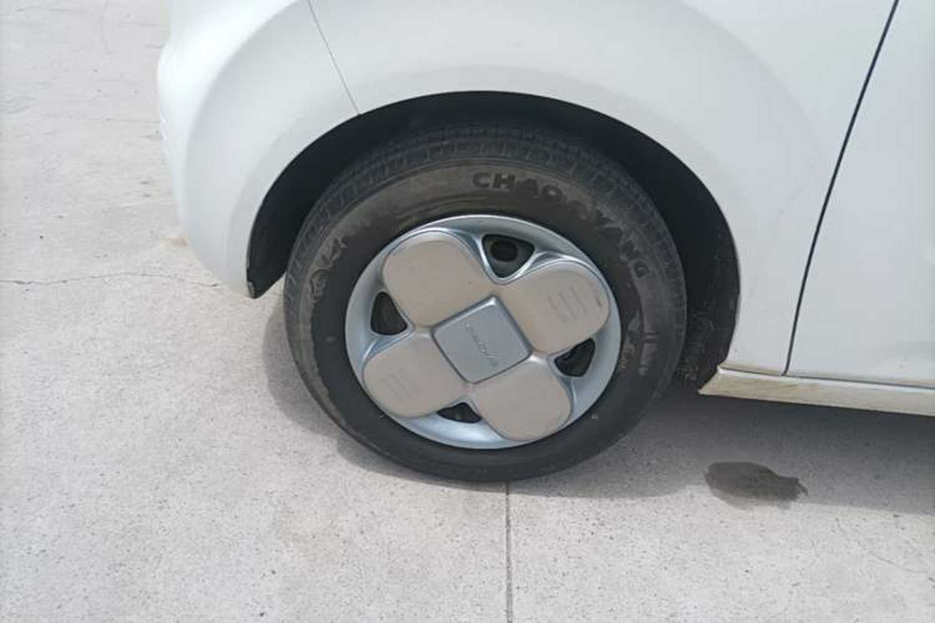 Used Geely Galaxy Panda 2023 Panda Mini 120km Asian Games Edition Left Front Wheel Hub