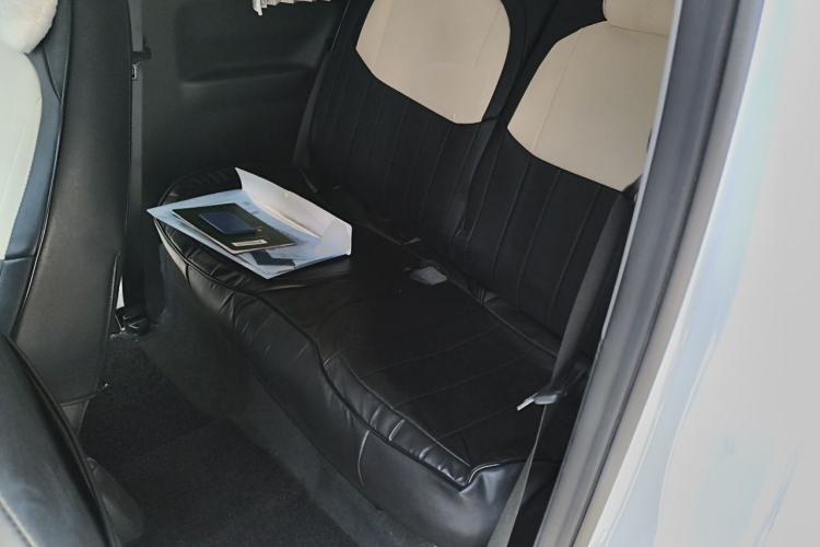 Used Geely Galaxy Panda 2023 Panda Mini 200km Endurance Bear Left Rear Seat