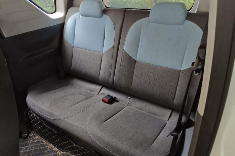 Used Geely Galaxy Panda 2023 Panda Mini 120km Cute Bear Left Rear Seat
