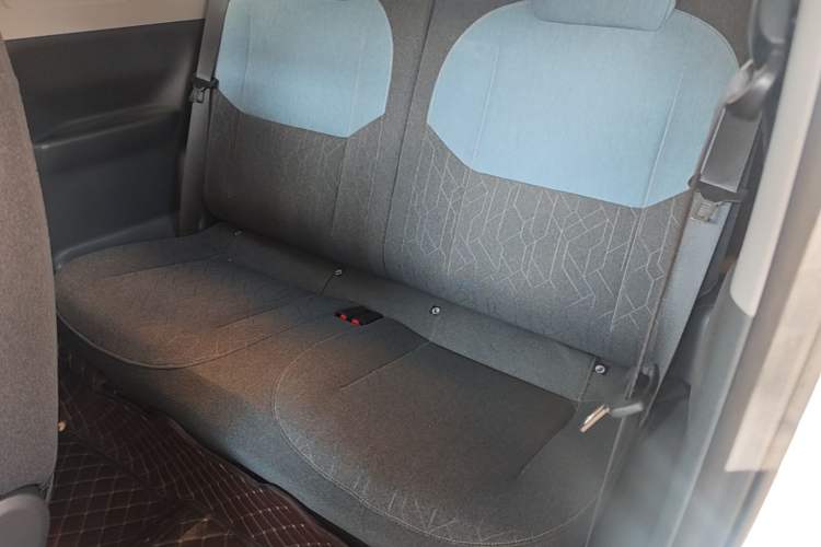 Used Geely Galaxy Panda 2023 Panda Mini 200km Endurance Bear Left Rear Seat