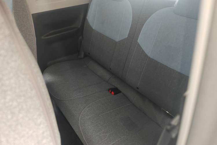 Used Geely Galaxy Panda 2023 Panda Mini 200km Endurance Bear Left Rear Seat