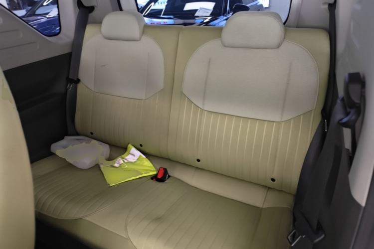 Used Geely Galaxy Panda 2023 Panda Mini 200km Dynamic Bear Left Rear Seat