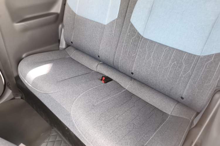 Used Geely Galaxy Panda 2023 Panda Mini 200km Endurance Bear Left Rear Seat