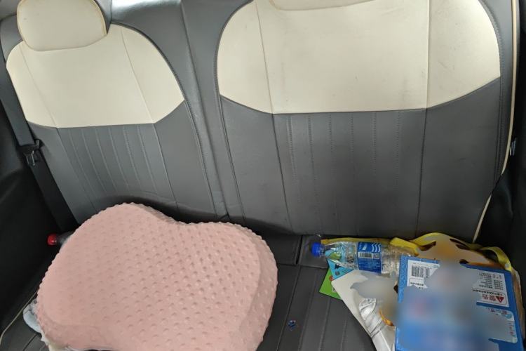 Used Geely Galaxy Panda 2023 Panda Mini 200km Endurance Bear Left Rear Seat