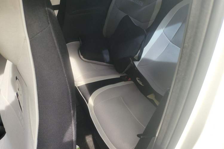 Used Geely Galaxy Panda 2023 Panda Mini 120km Super Cute Bear Left Rear Seat