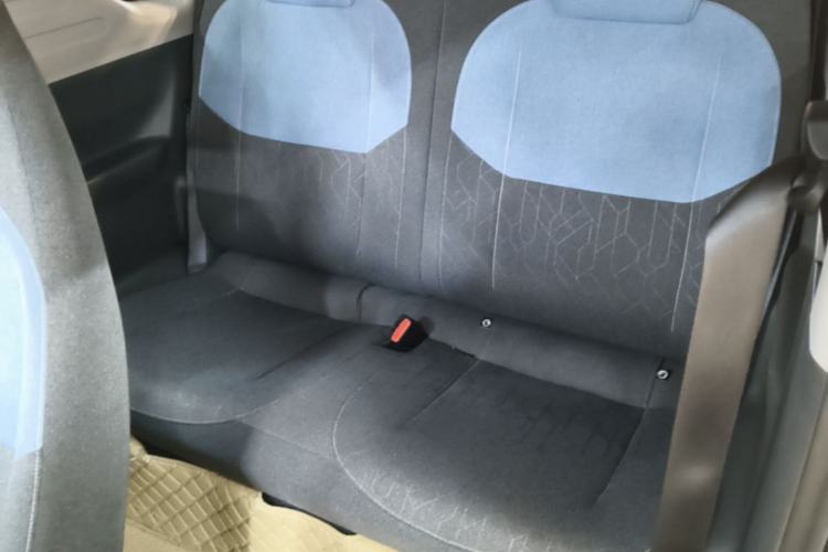 Used Geely Galaxy Panda 2023 Panda Mini 200km Endurance Bear Left Rear Seat