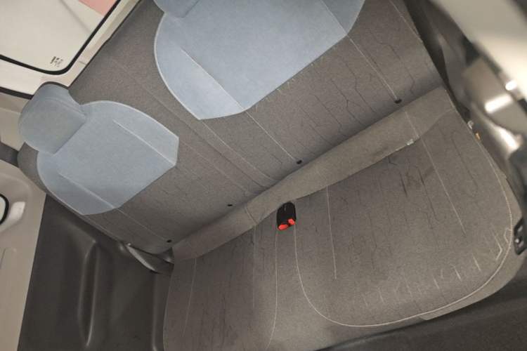 Used Geely Galaxy Panda 2023 Panda Mini 200km Endurance Bear Left Rear Seat