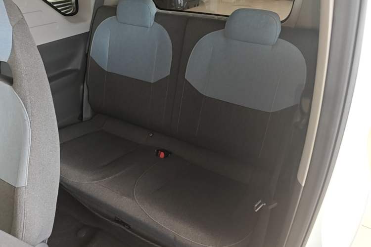 Used Geely Galaxy Panda 2023 Panda Mini 200km Endurance Bear Left Rear Seat