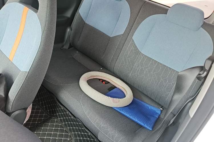 Used Geely Galaxy Panda 2023 Panda Mini 200km Endurance Bear Left Rear Seat
