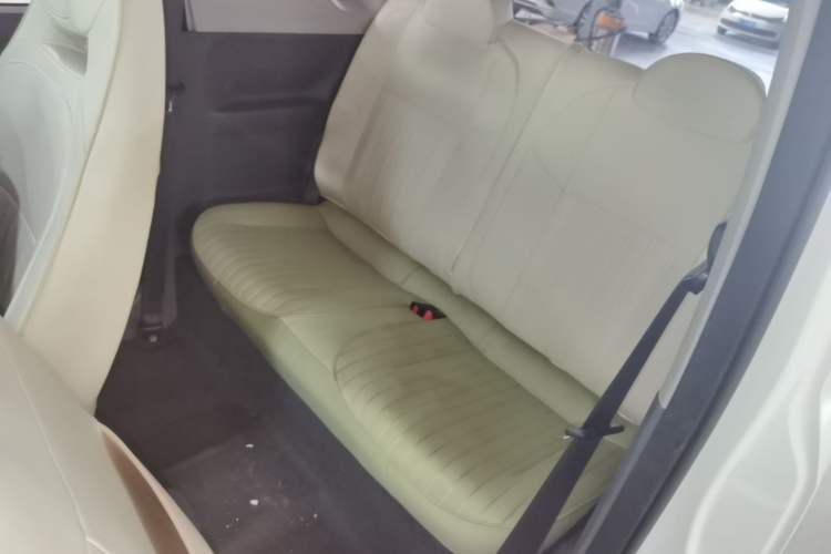 Used Geely Galaxy Panda 2023 Panda Mini New Year Edition Treasure Bear Left Rear Seat