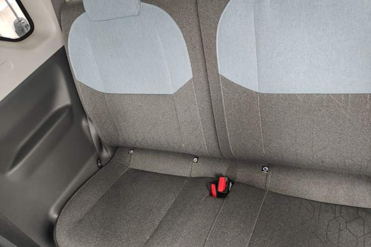 Used Geely Galaxy Panda 2023 Panda Mini 200km Endurance Bear Left Rear Seat