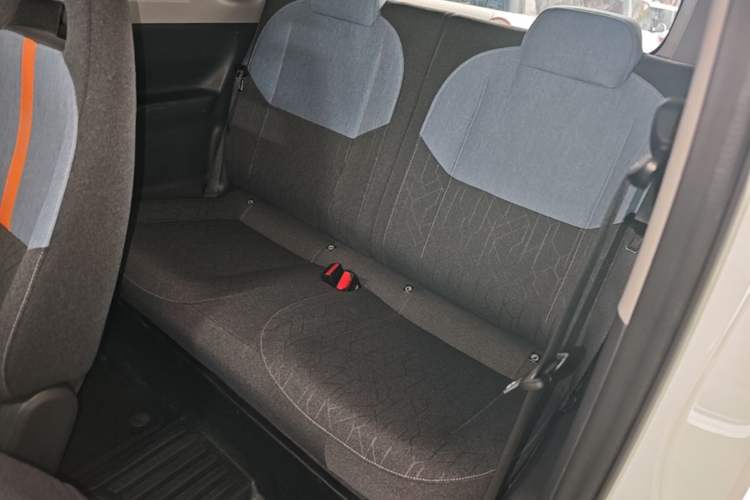 Used Geely Galaxy Panda 2023 Panda Mini 200km Endurance Bear Left Rear Seat