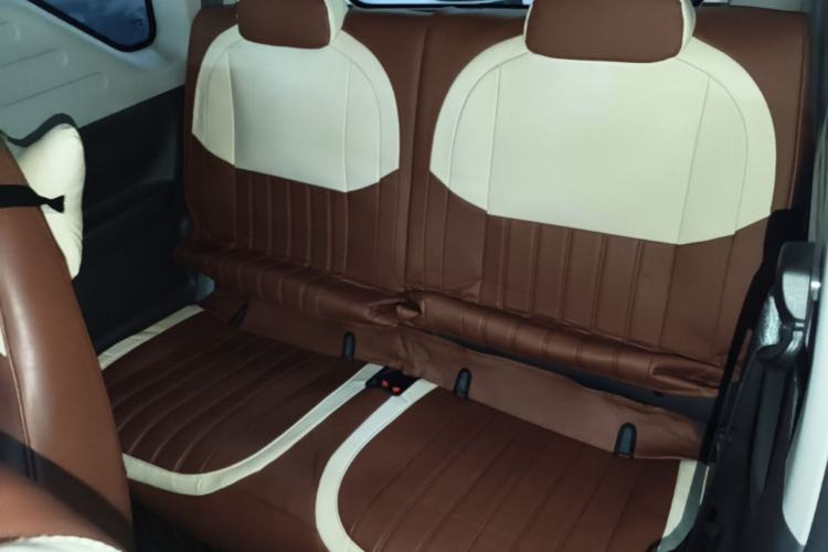 Used Geely Galaxy Panda 2023 Panda Mini 200km Endurance Bear Left Rear Seat