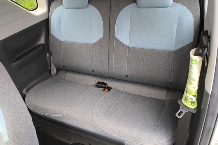 Used Geely Galaxy Panda 2023 Panda Mini 200km Endurance Bear Left Rear Seat