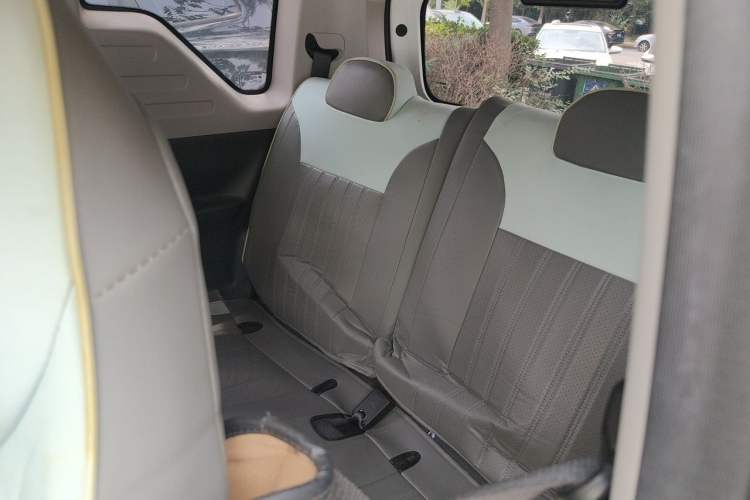 Used Geely Galaxy Panda 2023 Panda Mini 200km Endurance Bear Left Rear Seat
