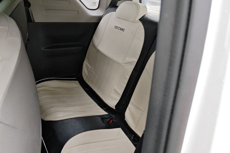Used Geely Galaxy Panda 2023 Panda Mini 200km Endurance Bear Left Rear Seat
