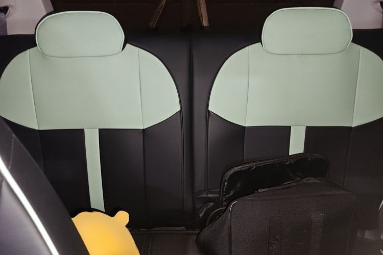 Used Geely Galaxy Panda 2023 Panda Mini 200km Endurance Bear Left Rear Seat