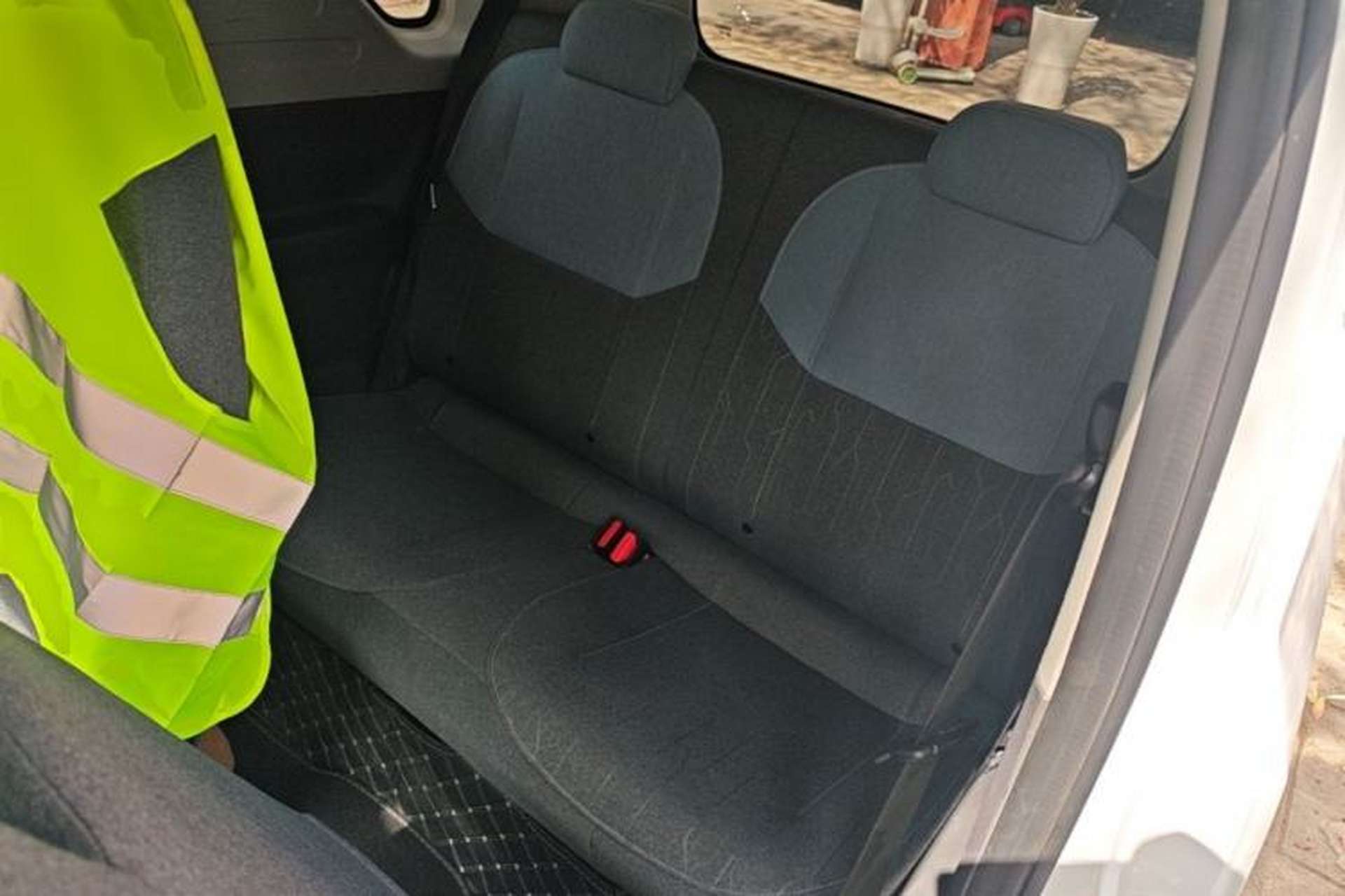 Used Geely Galaxy Panda 2023 Panda Mini 200km Endurance Bear Left Rear Seat
