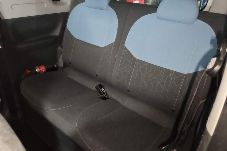 Used Geely Galaxy Panda 2023 Panda Mini 120km Super Cute Bear Left Rear Seat