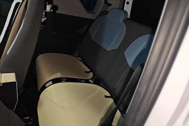 Used Geely Galaxy Panda 2023 Panda Mini 200km Endurance Bear Left Rear Seat
