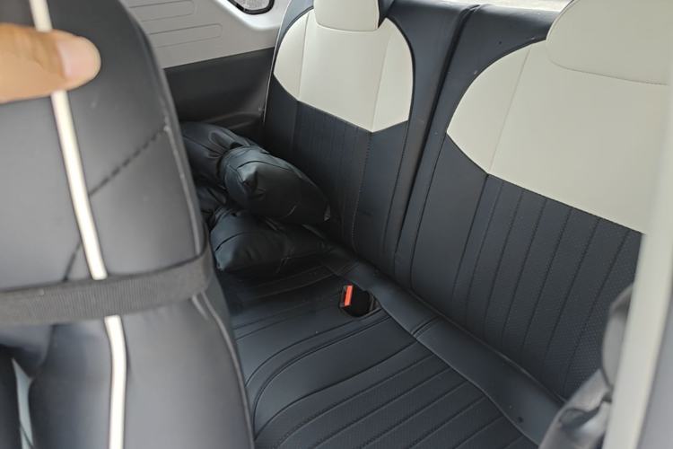 Used Geely Galaxy Panda 2023 Panda Mini 200km Endurance Bear Left Rear Seat