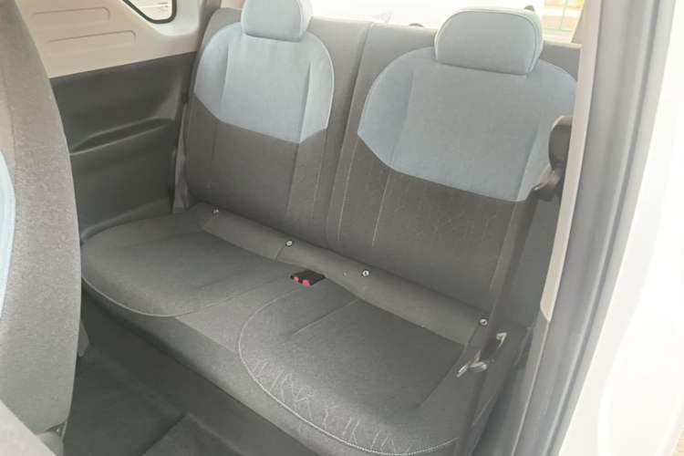 Used Geely Galaxy Panda 2023 Panda Mini 200km Endurance Bear Left Rear Seat