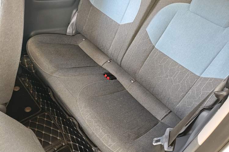 Used Geely Galaxy Panda 2023 Panda Mini 200km Endurance Bear Left Rear Seat