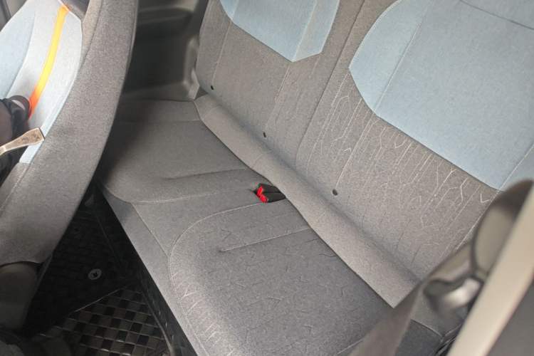 Used Geely Galaxy Panda 2023 Panda Mini 200km Endurance Bear Left Rear Seat