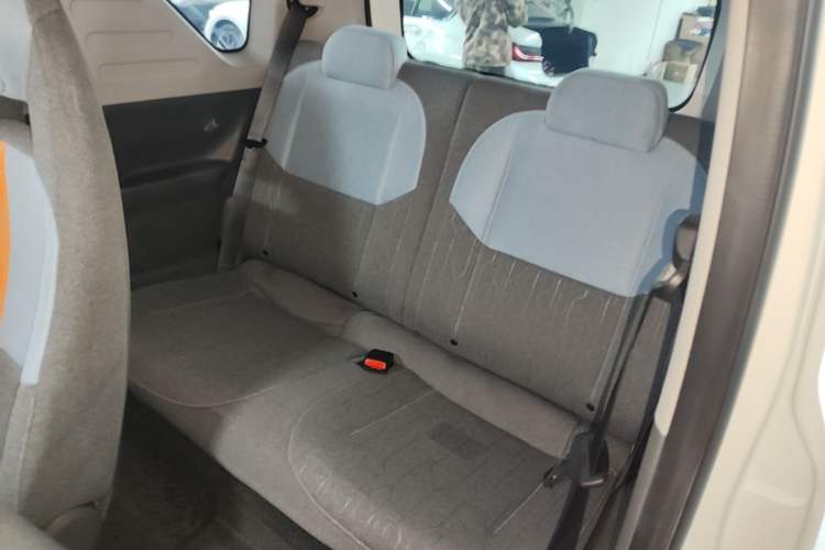 Used Geely Galaxy Panda 2023 Panda Mini New Year Edition Treasure Bear Left Rear Seat
