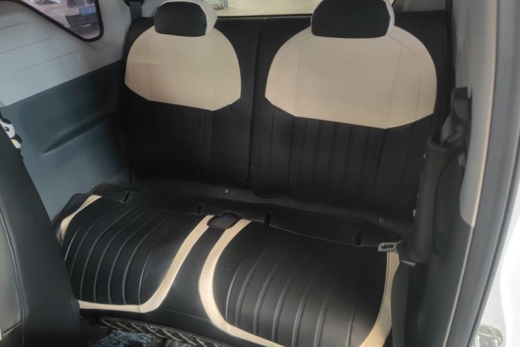 Used Geely Galaxy Panda 2023 Panda Mini 200km Endurance Bear Left Rear Seat