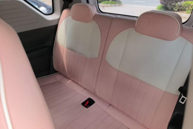 Used Geely Galaxy Panda 2023 Panda Mini 200km Endurance Bear Left Rear Seat